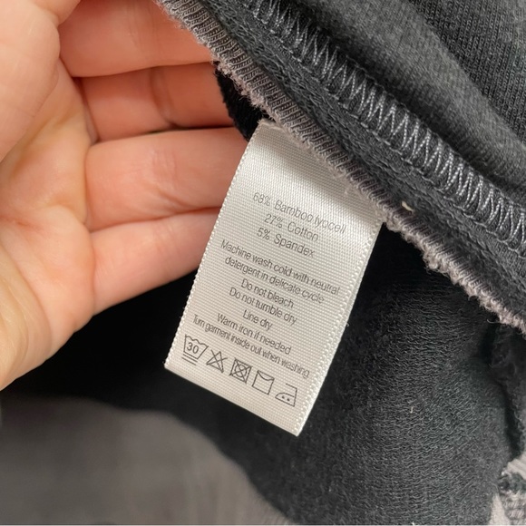 Alo Yoga Black Full Zip Raw Hedges Fitness Running Jacket XS - Picture 8 of 12